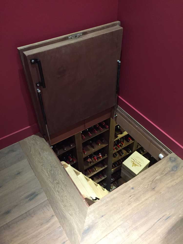 Trappe bois pour cave à vin